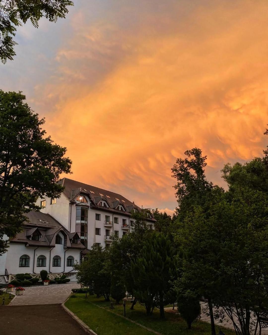 Hotel Solotvyno Resort ภายนอก รูปภาพ
